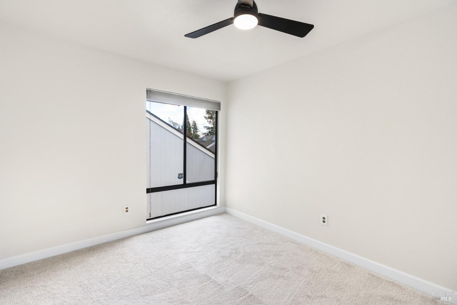 Detail Gallery Image 26 of 36 For 2791 Mcbride Ln #139,  Santa Rosa,  CA 95403 - 3 Beds | 2/1 Baths