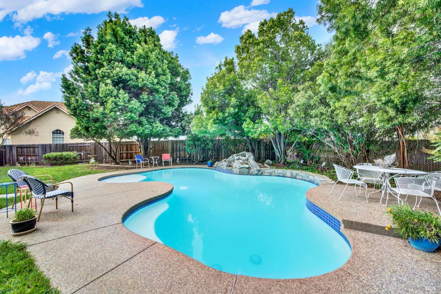 Detail Gallery Image 51 of 61 For 325 Fieldstone Ct, Vacaville,  CA 95687 - 5 Beds | 3 Baths