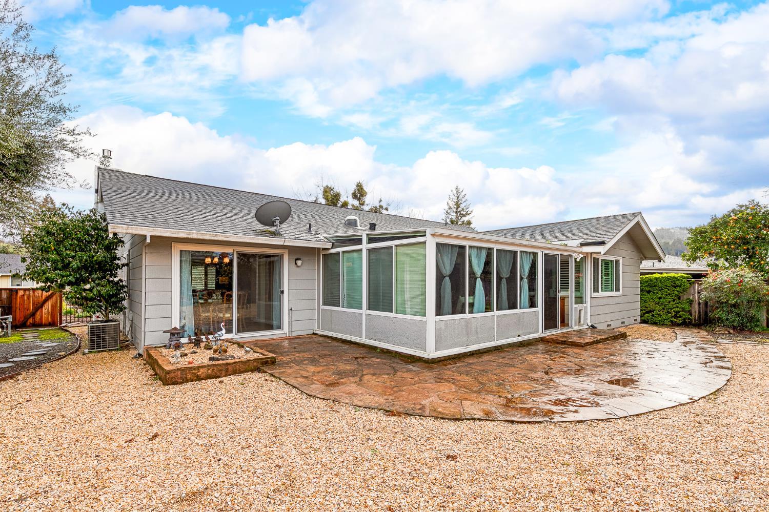 Detail Gallery Image 38 of 39 For 46 Autumn Leaf Dr, Santa Rosa,  CA 95409 - 2 Beds | 2 Baths