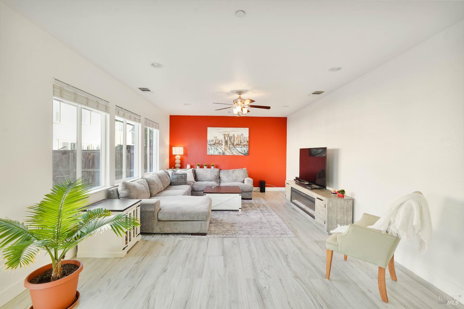 Detail Gallery Image 14 of 77 For 1205 Cornell Ct, Dixon,  CA 95620 - 4 Beds | 3 Baths