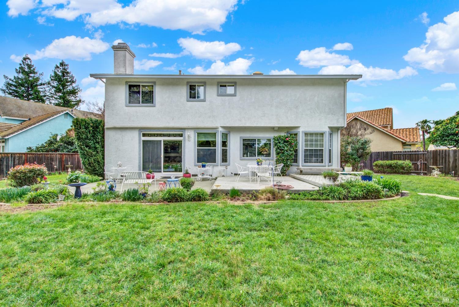 Detail Gallery Image 49 of 61 For 325 Fieldstone Ct, Vacaville,  CA 95687 - 5 Beds | 3 Baths