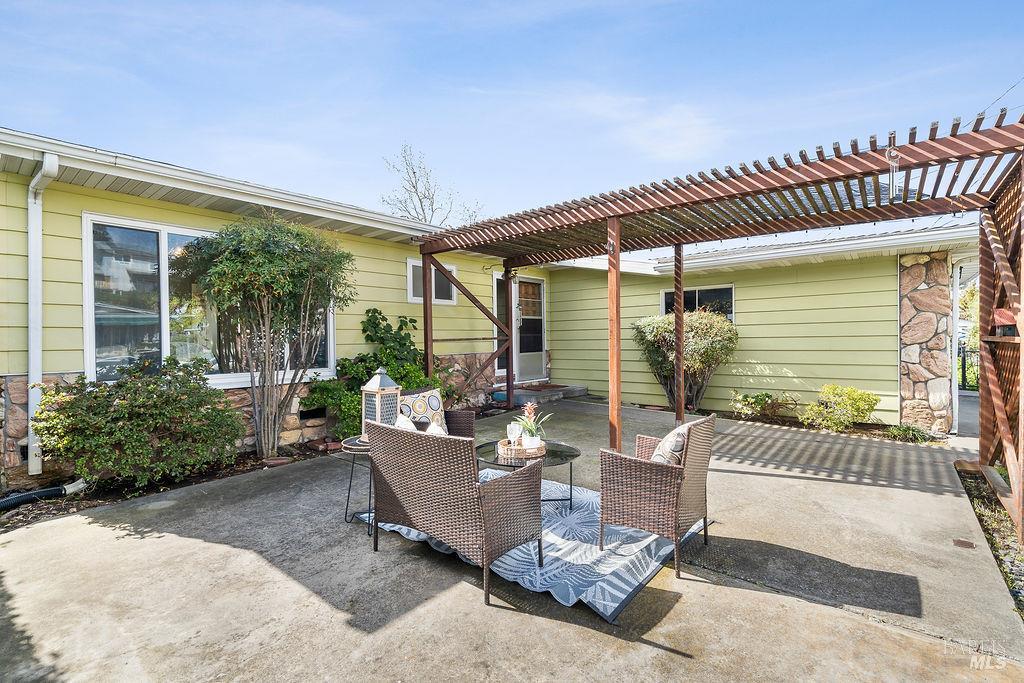 Detail Gallery Image 31 of 38 For 520 Raymond Dr, Benicia,  CA 94510 - 3 Beds | 1 Baths