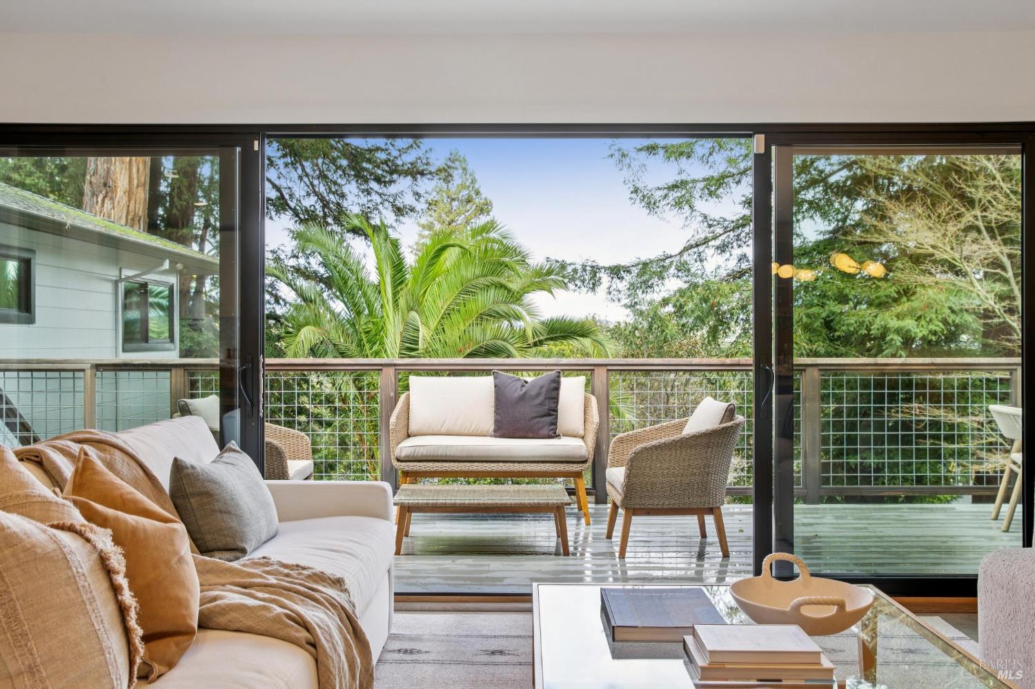 Detail Gallery Image 5 of 36 For 602 Chapman Dr, Corte Madera,  CA 94925 - 4 Beds | 3 Baths