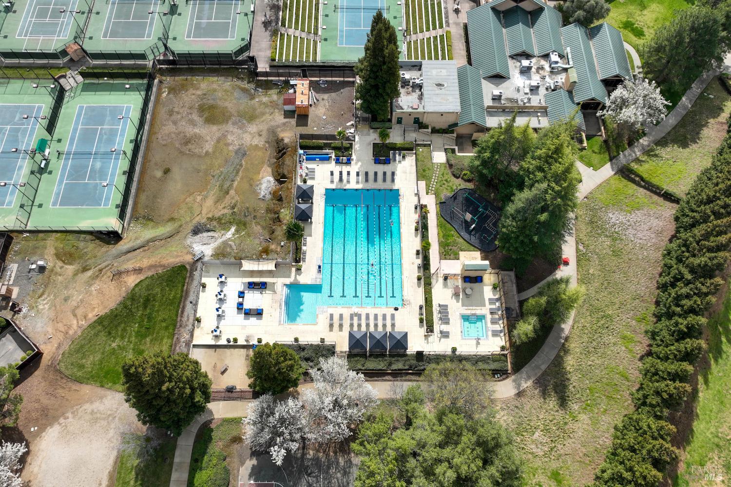 Detail Gallery Image 72 of 81 For 3183 Olympic Rd, Fairfield,  CA 94534 - 4 Beds | 3 Baths