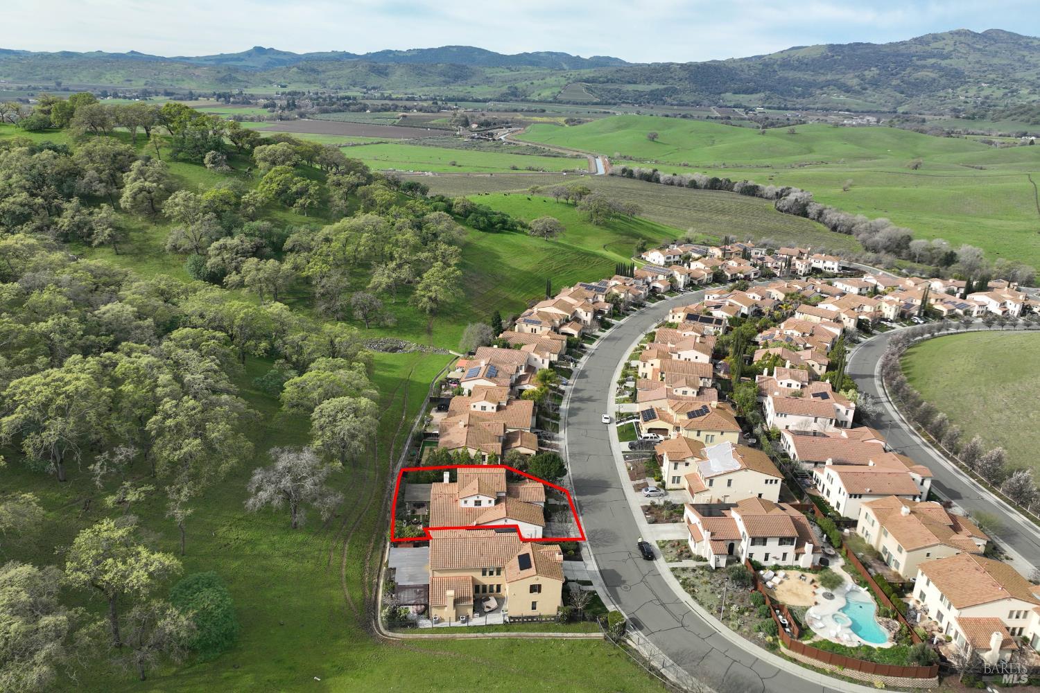 Detail Gallery Image 17 of 81 For 3183 Olympic Rd, Fairfield,  CA 94534 - 4 Beds | 3 Baths