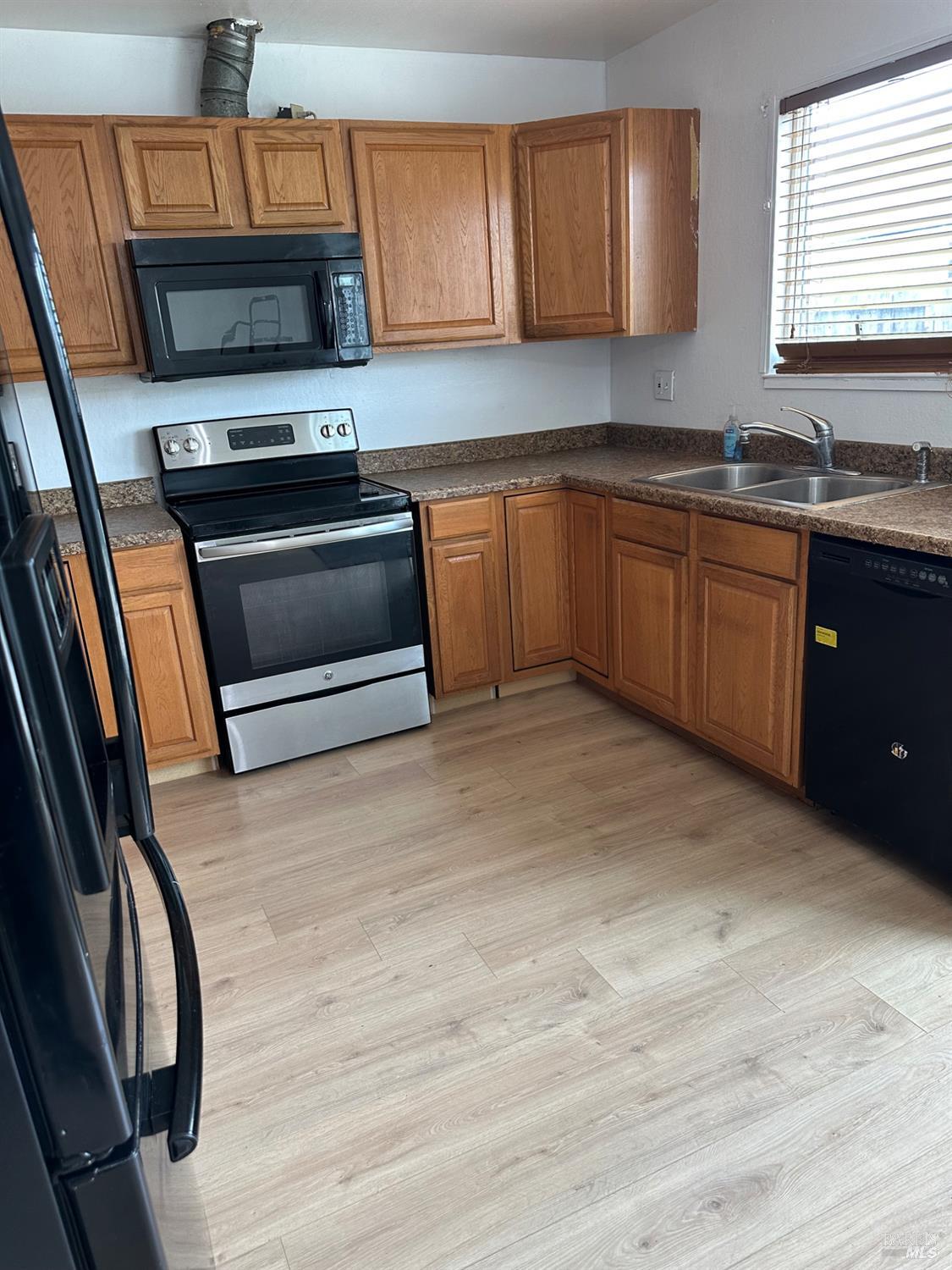 Detail Gallery Image 17 of 23 For 1001 Jack London Dr, Vallejo,  CA 94589 - 3 Beds | 1 Baths