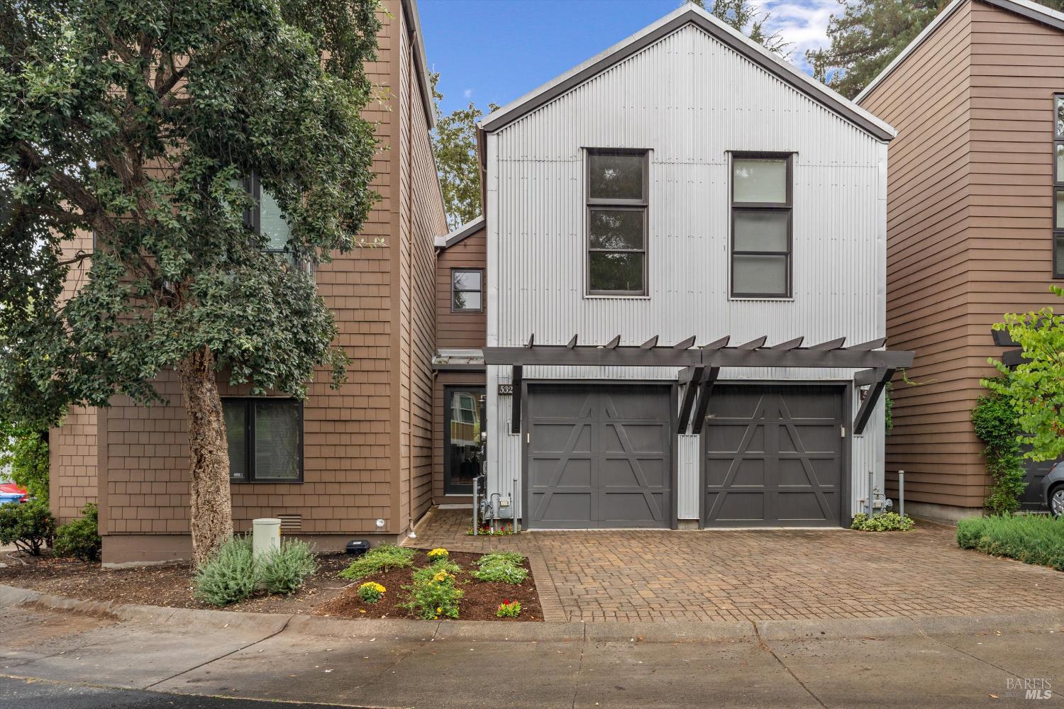 Front Image Thumbnail for BA326010849