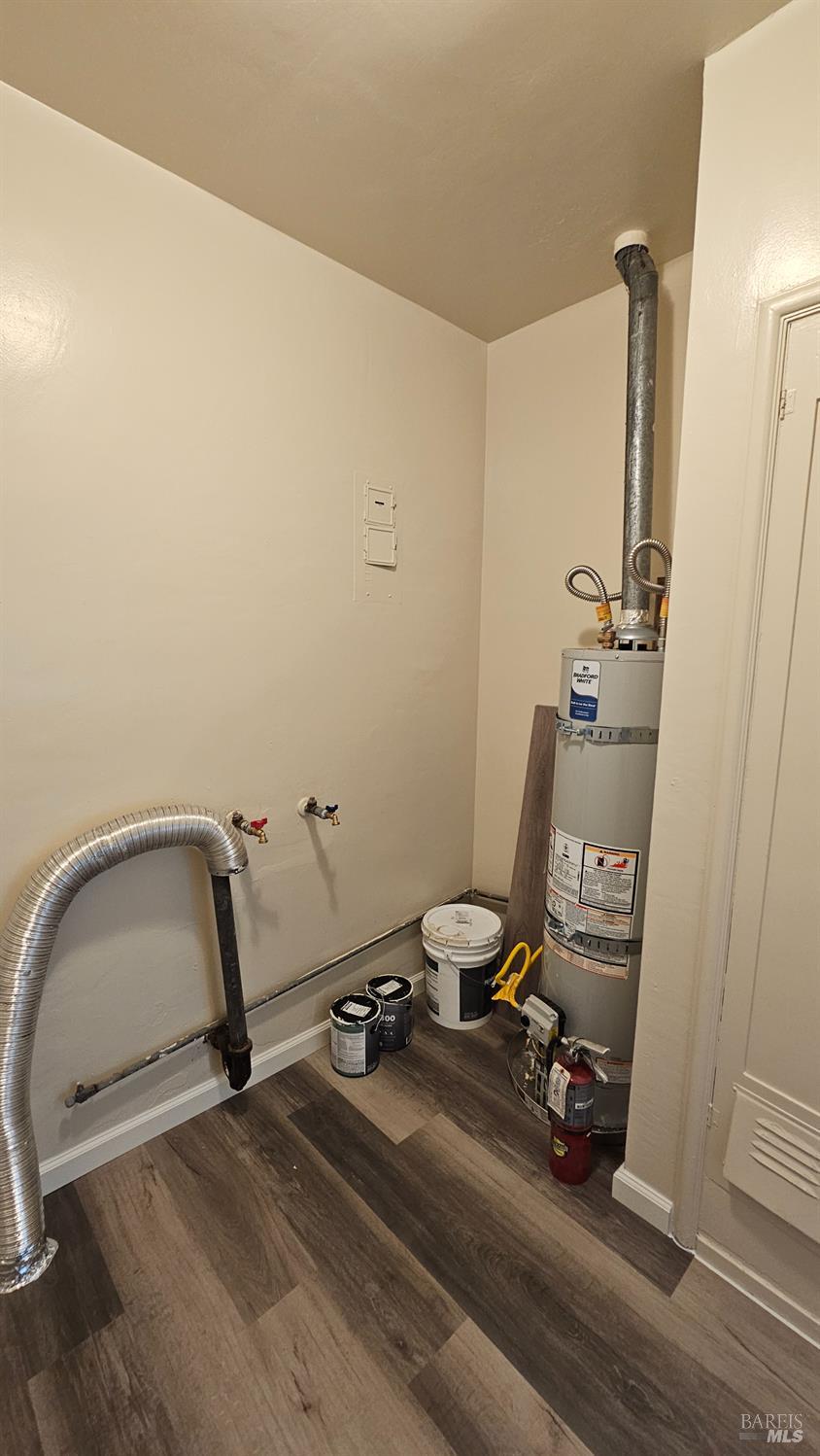 Detail Gallery Image 3 of 5 For 1448 Rice St #A,  Vallejo,  CA 94590 - 1 Beds | 1 Baths