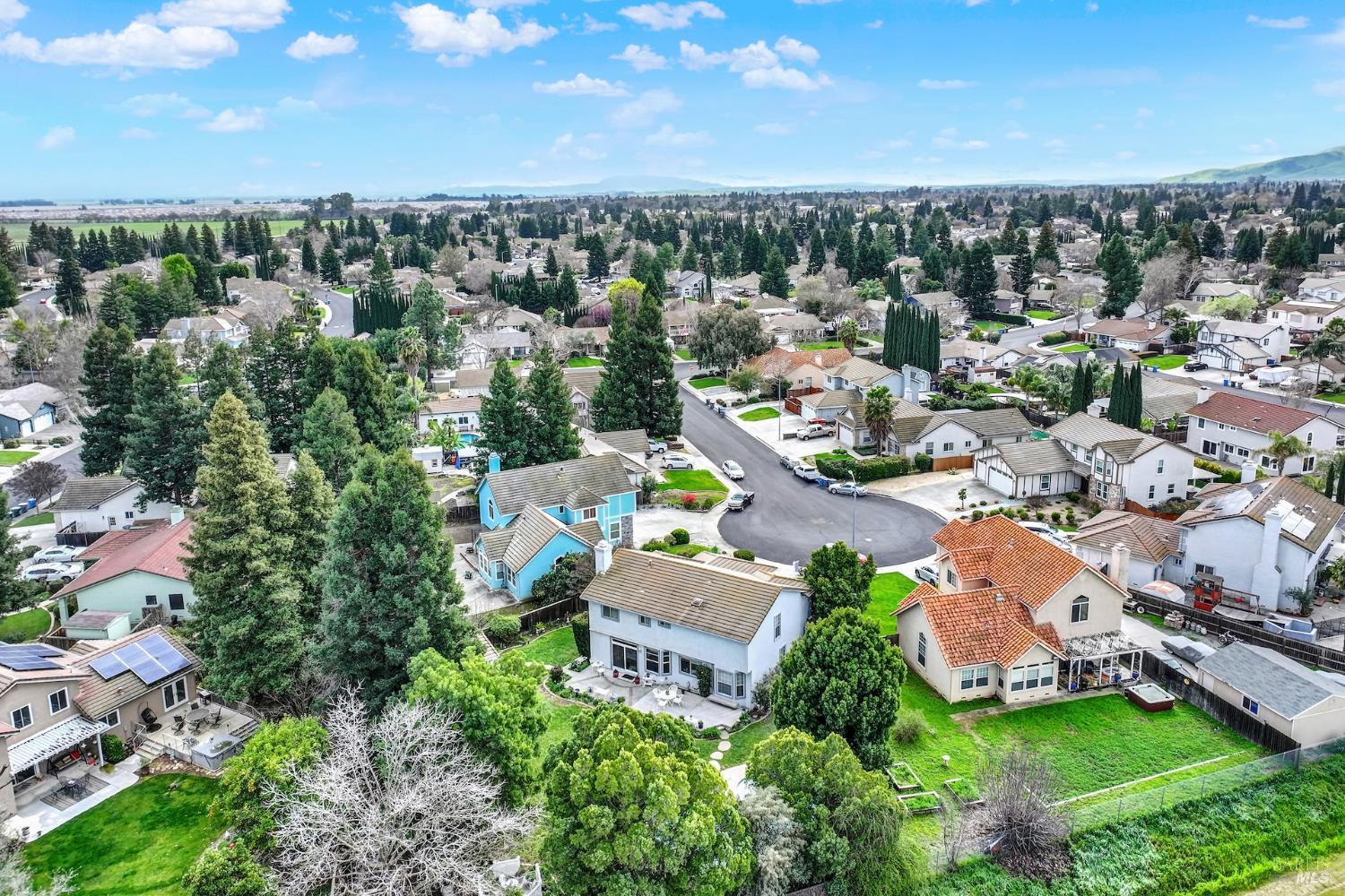 Detail Gallery Image 47 of 61 For 325 Fieldstone Ct, Vacaville,  CA 95687 - 5 Beds | 3 Baths