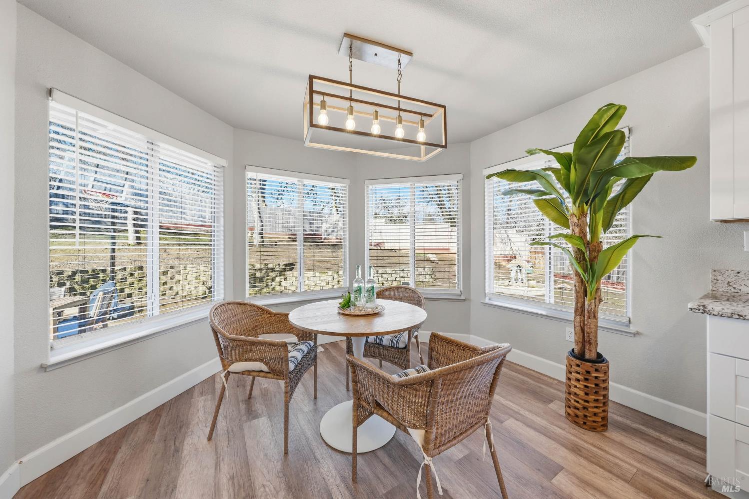 Detail Gallery Image 18 of 65 For 1448 Wild Oak Ct, Lakeport,  CA 95453 - 3 Beds | 2 Baths