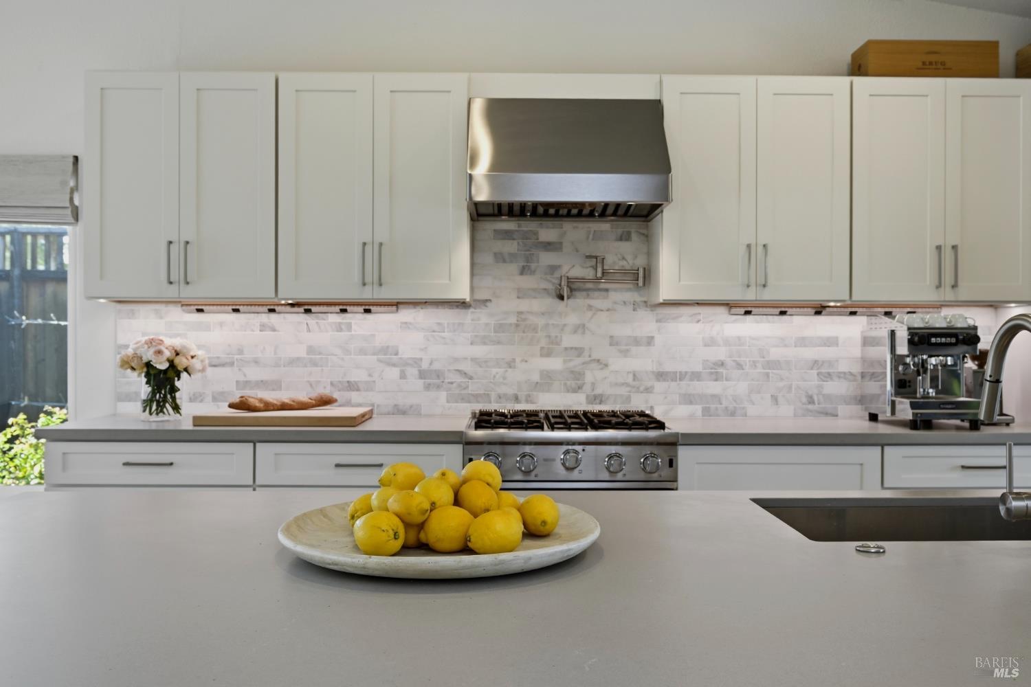 Detail Gallery Image 14 of 41 For 20 Caber Ct, Napa,  CA 94558 - 3 Beds | 2 Baths