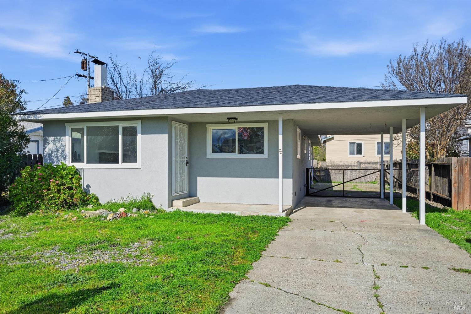 Detail Gallery Image 2 of 20 For 70 Lupoyoma Ave, Lakeport,  CA 95453 - 2 Beds | 1 Baths