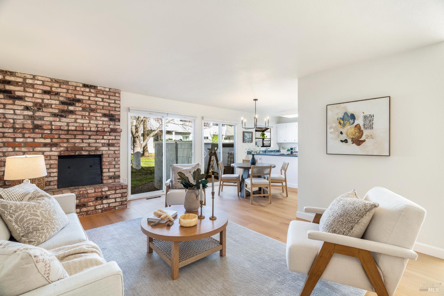 Detail Gallery Image 5 of 36 For 2791 Mcbride Ln #139,  Santa Rosa,  CA 95403 - 3 Beds | 2/1 Baths