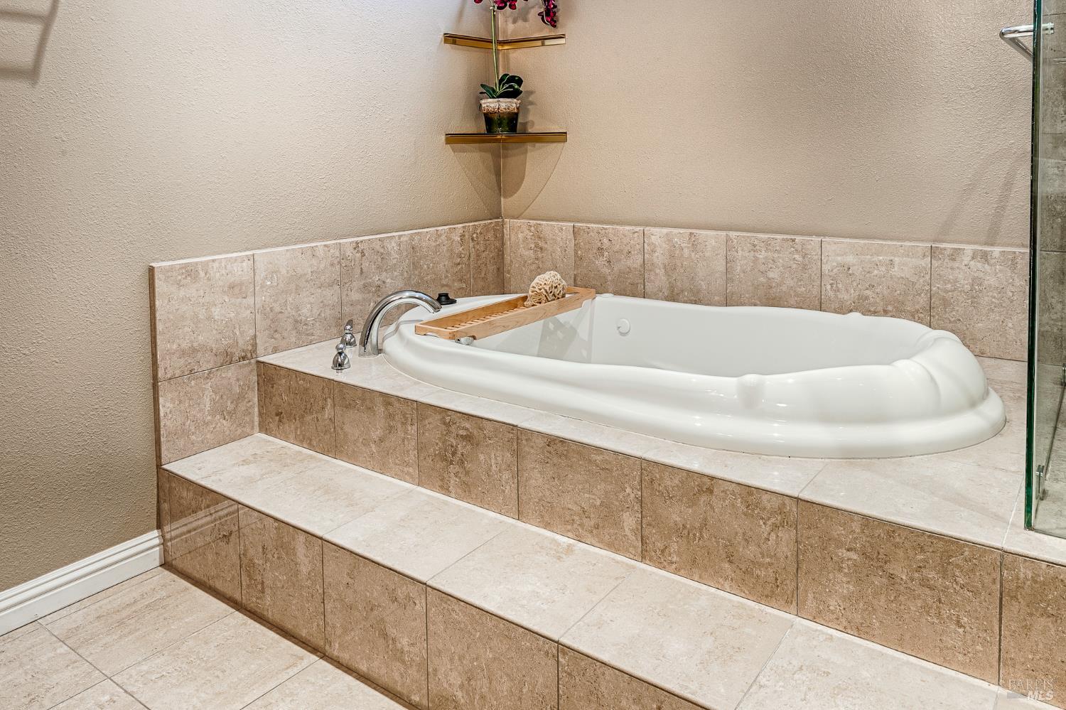 Detail Gallery Image 26 of 39 For 46 Autumn Leaf Dr, Santa Rosa,  CA 95409 - 2 Beds | 2 Baths