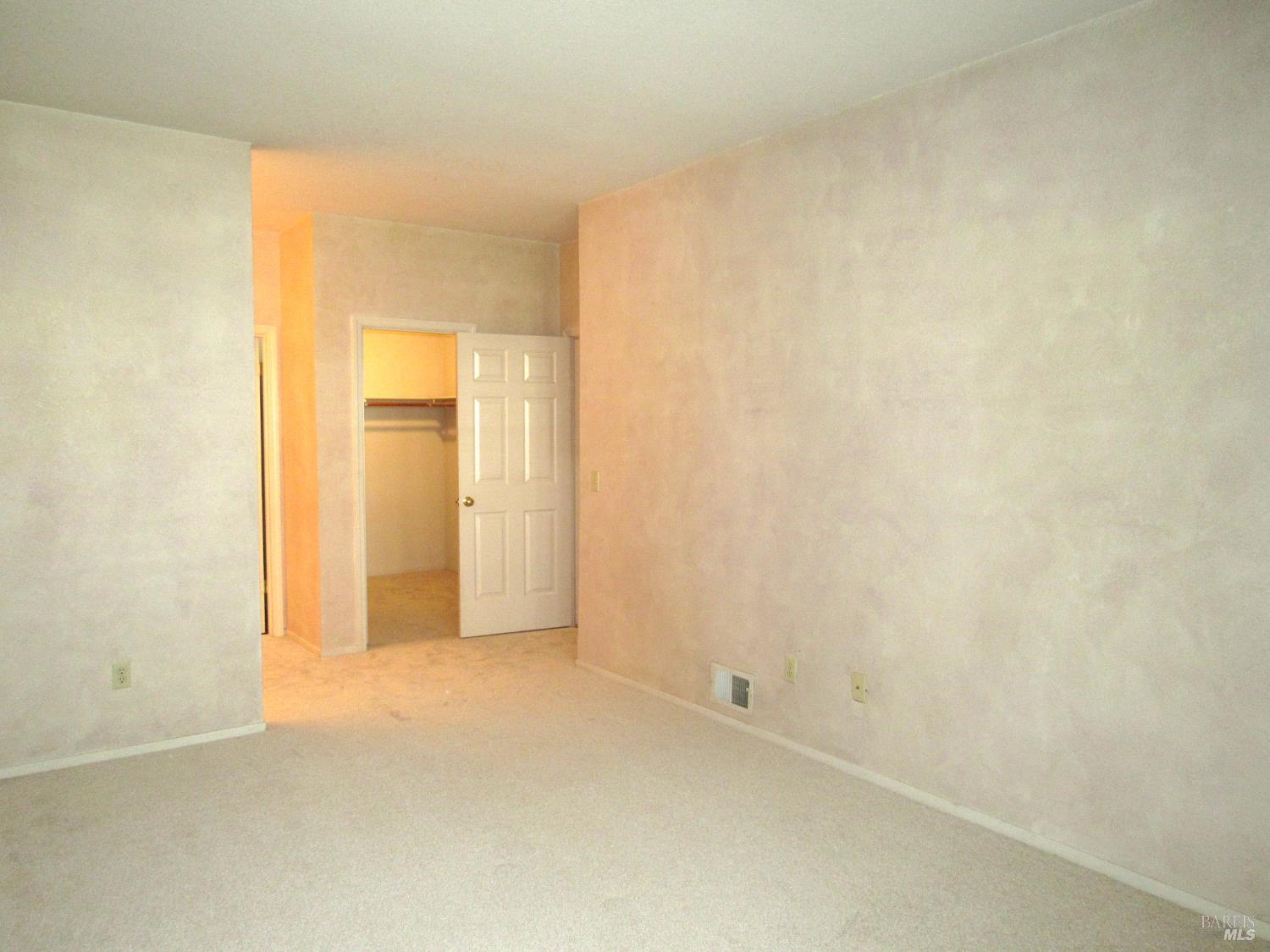 Detail Gallery Image 13 of 18 For 657 Cherry Ave, Sonoma,  CA 95476 - 2 Beds | 2 Baths