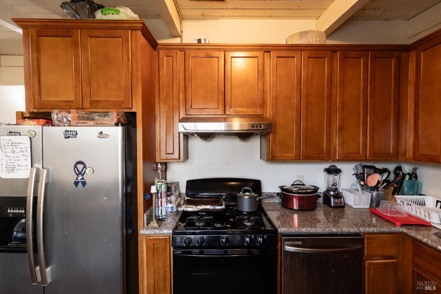 Detail Gallery Image 11 of 24 For 1500 Harrison St, Fairfield,  CA 94533 - 4 Beds | 2 Baths