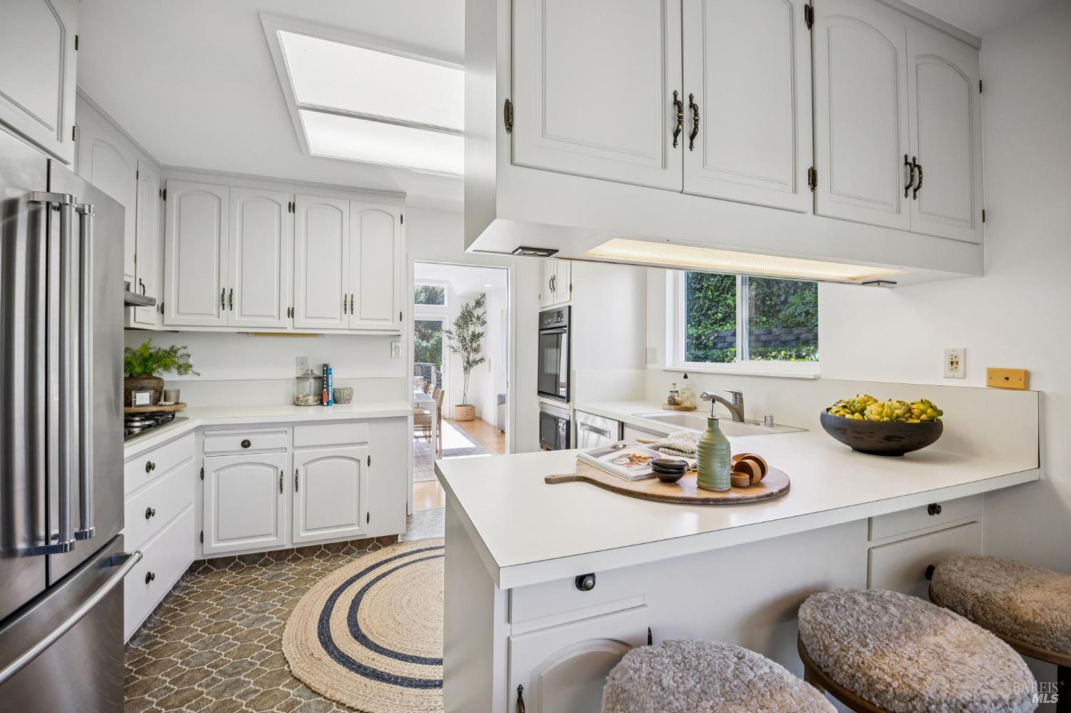 Detail Gallery Image 28 of 67 For 3 Longfellow Rd, Mill Valley,  CA 94941 - 4 Beds | 3 Baths