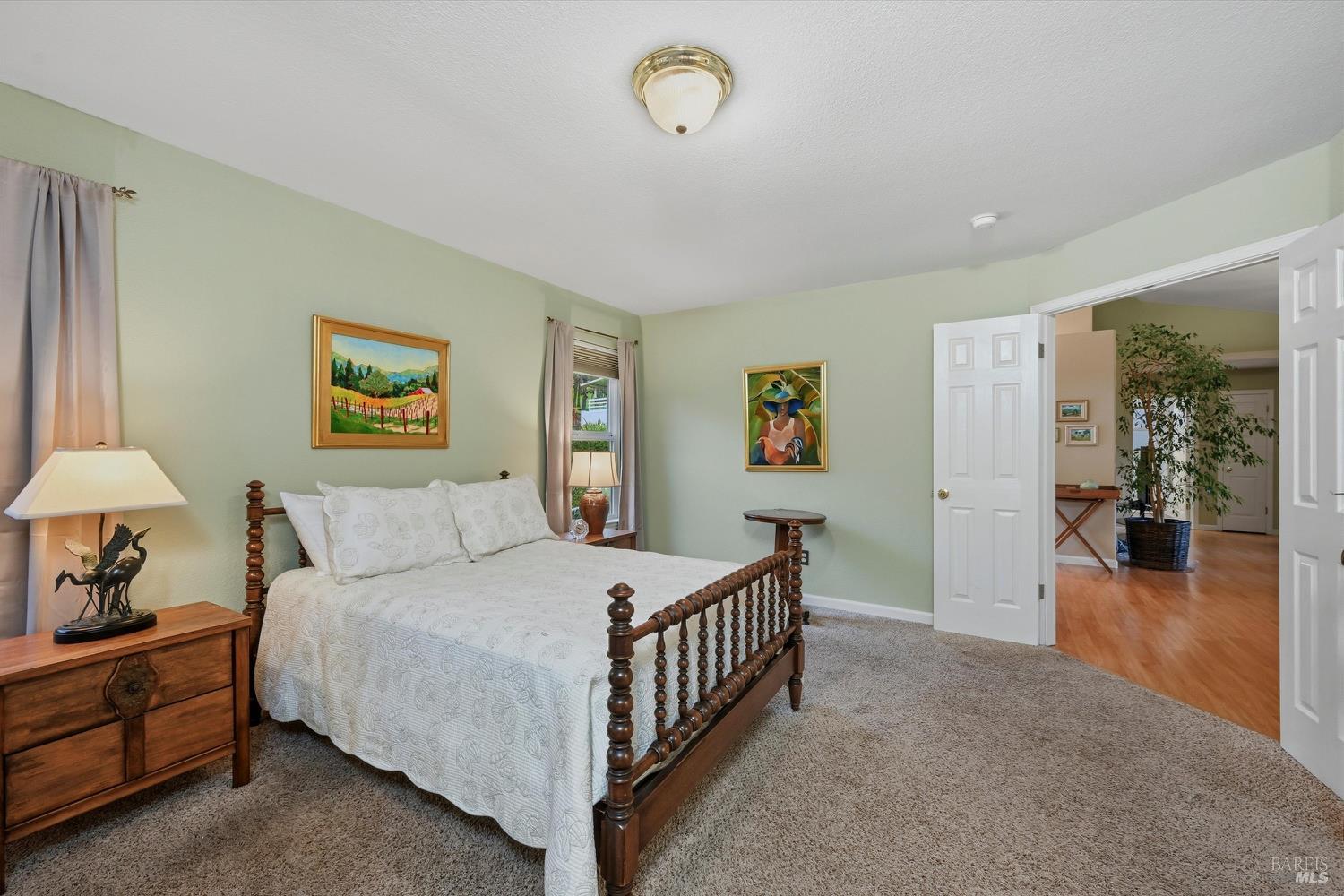 Detail Gallery Image 12 of 27 For 19072 Hidden Valley Rd, Hidden Valley Lake,  CA 95467 - 3 Beds | 2 Baths