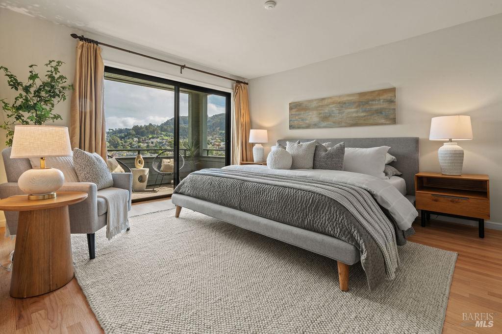 Detail Gallery Image 26 of 48 For 91 Stanford Way, Sausalito,  CA 94965 - 2 Beds | 2/1 Baths