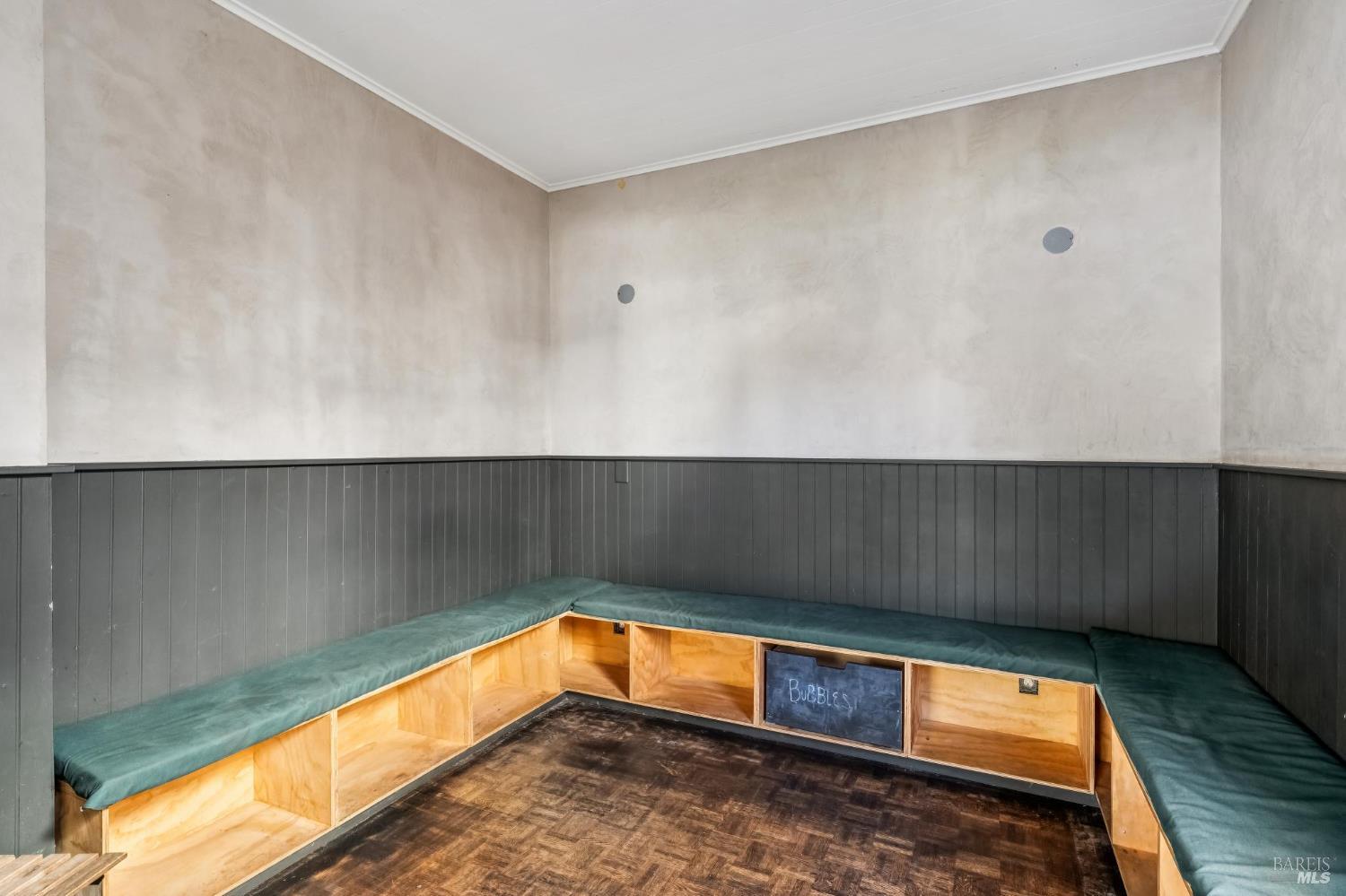 Detail Gallery Image 21 of 47 For 11 Wharf Rd, Bolinas,  CA 94924 - 2 Beds | 2/1 Baths