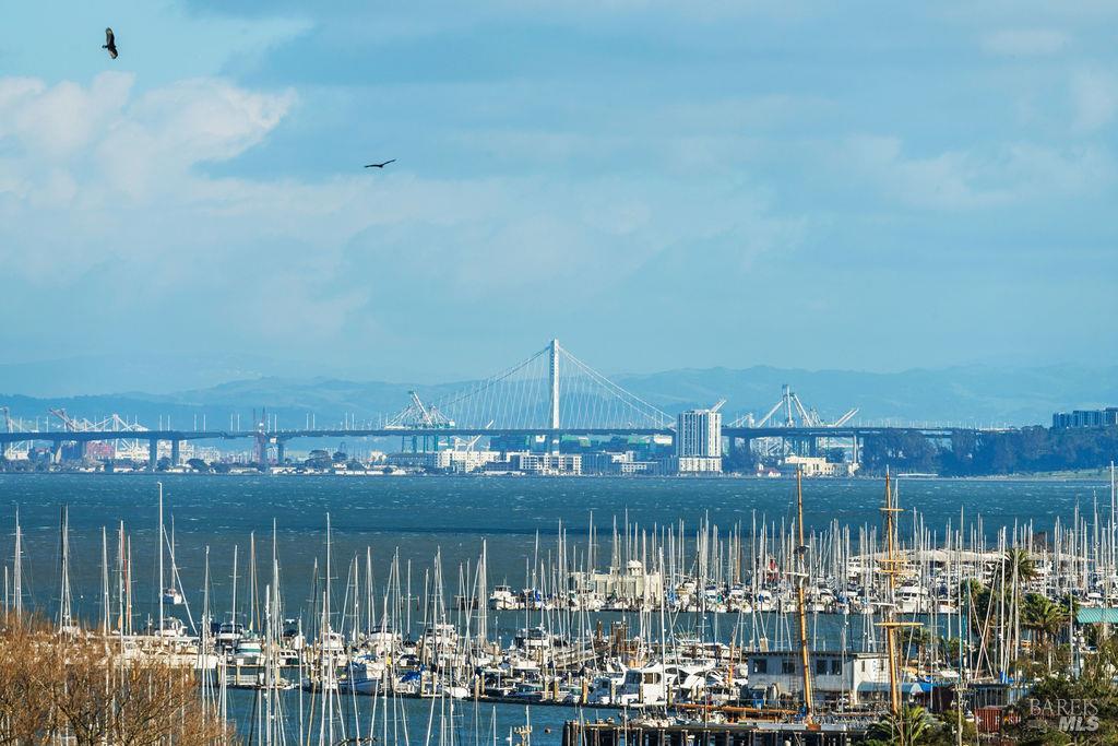 Detail Gallery Image 16 of 48 For 91 Stanford Way, Sausalito,  CA 94965 - 2 Beds | 2/1 Baths