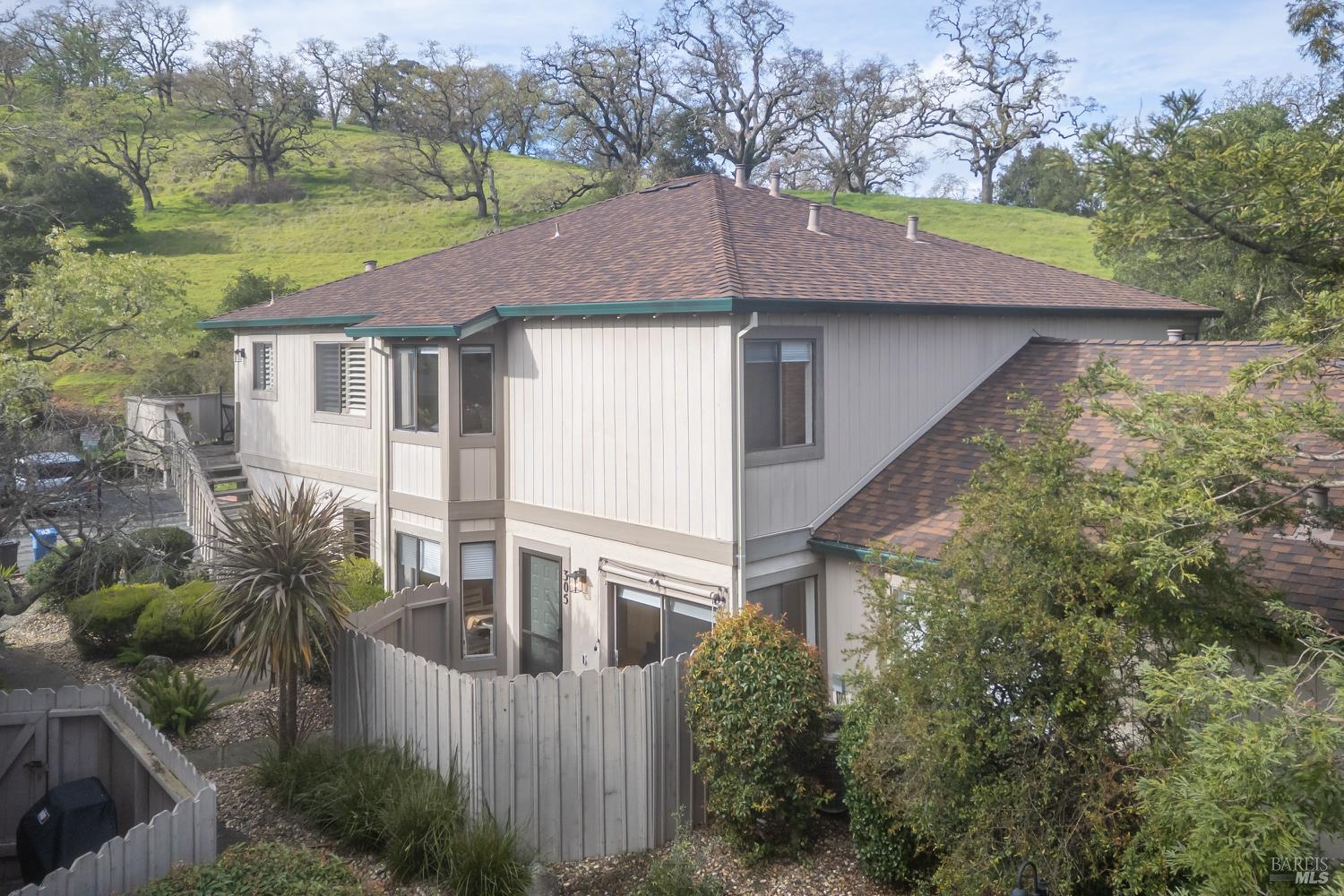 Detail Gallery Image 22 of 30 For 305 Silvio Ln, Novato,  CA 94947 - 2 Beds | 1 Baths