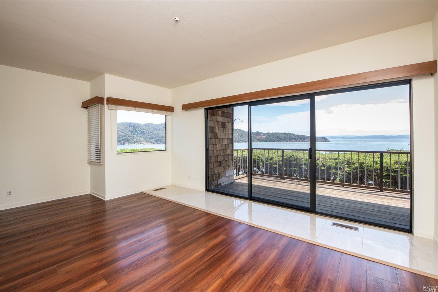 Detail Gallery Image 26 of 33 For 24 Linda Vista Ave, Tiburon,  CA 94920 - 2 Beds | 2/1 Baths