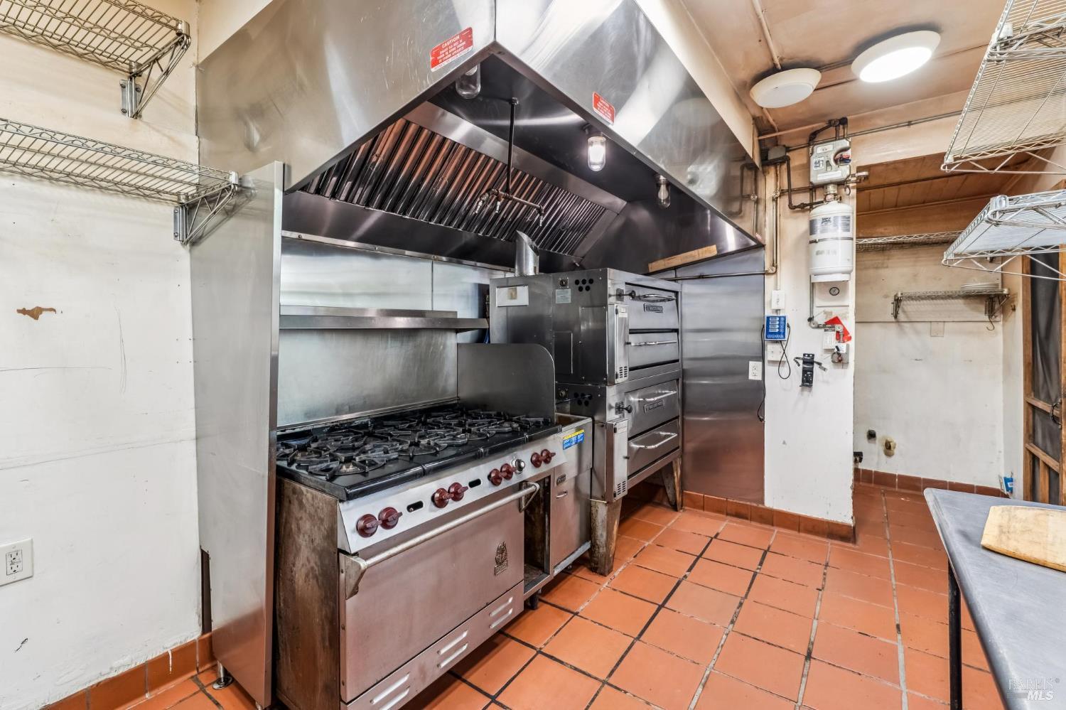 Detail Gallery Image 23 of 47 For 11 Wharf Rd, Bolinas,  CA 94924 - 2 Beds | 2/1 Baths