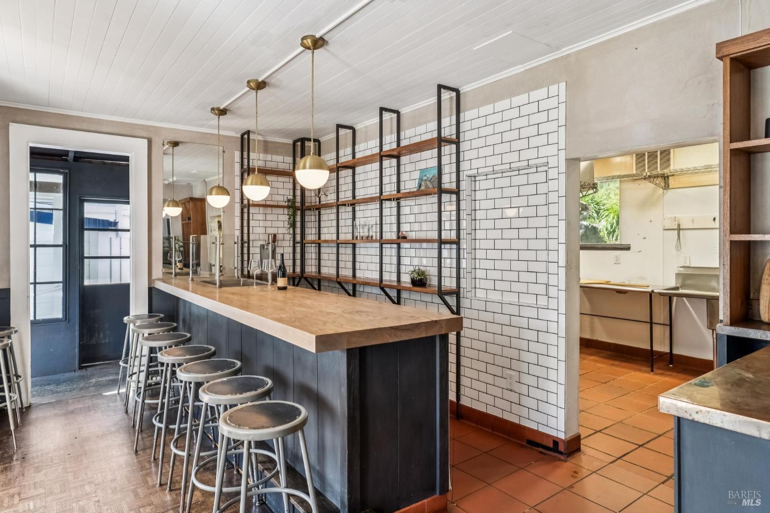 Detail Gallery Image 6 of 47 For 11 Wharf Rd, Bolinas,  CA 94924 - 2 Beds | 2/1 Baths