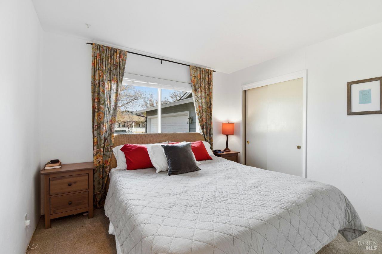 Detail Gallery Image 21 of 37 For 2323 Olympia Dr, Santa Rosa,  CA 95405 - 4 Beds | 2 Baths