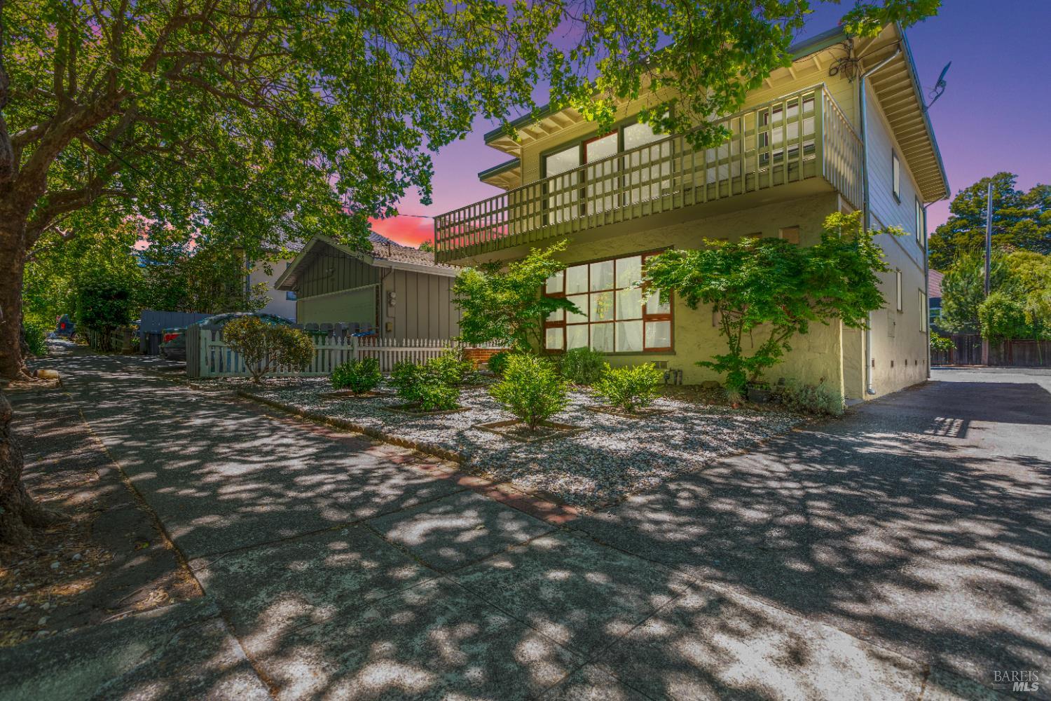 Detail Gallery Image 11 of 11 For Address Is Not Disclosed, San Rafael,  CA 94901 - 2 Beds | 1 Baths