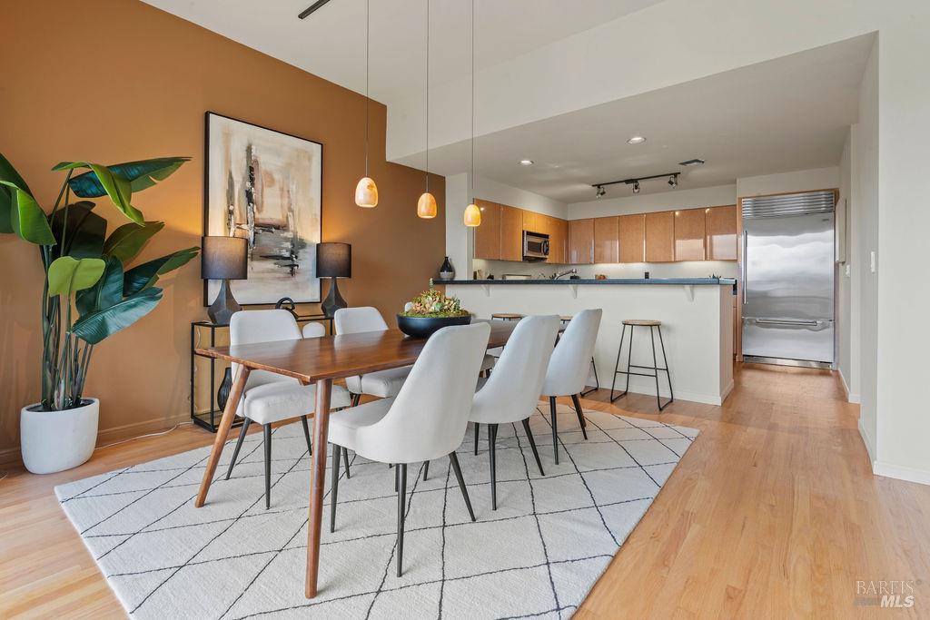 Detail Gallery Image 6 of 48 For 91 Stanford Way, Sausalito,  CA 94965 - 2 Beds | 2/1 Baths