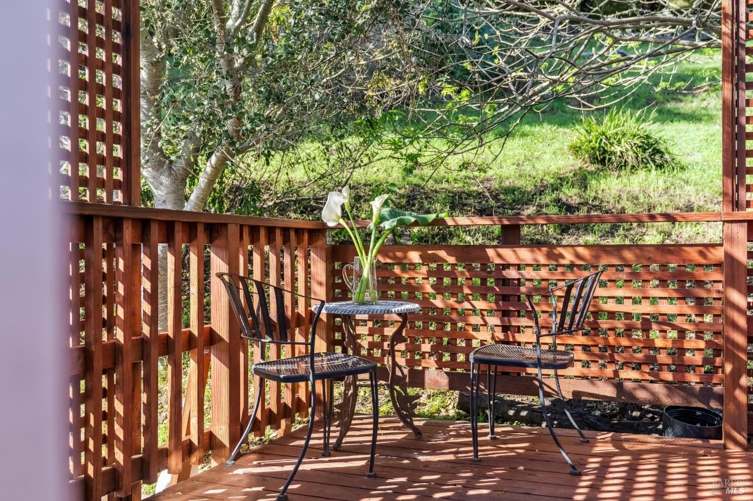 Detail Gallery Image 38 of 47 For 11 Wharf Rd, Bolinas,  CA 94924 - 2 Beds | 2/1 Baths