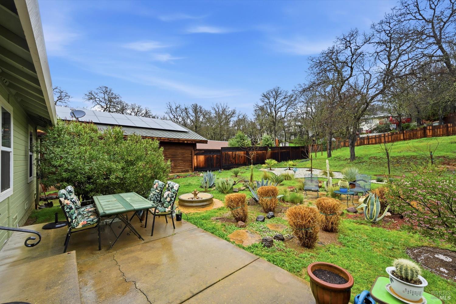 Detail Gallery Image 23 of 27 For 19072 Hidden Valley Rd, Hidden Valley Lake,  CA 95467 - 3 Beds | 2 Baths