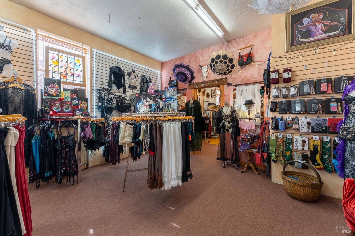 Detail Gallery Image 12 of 82 For 38 S Main St, Willits,  CA 95490 - – Beds | – Baths