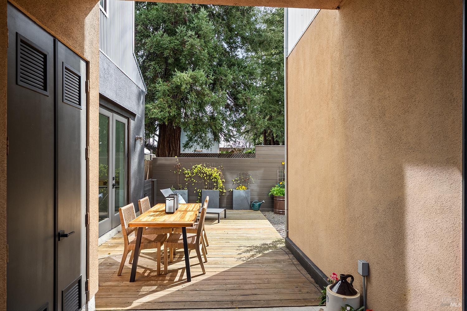 Detail Gallery Image 51 of 56 For 105 G St, Petaluma,  CA 94952 - 3 Beds | 3 Baths