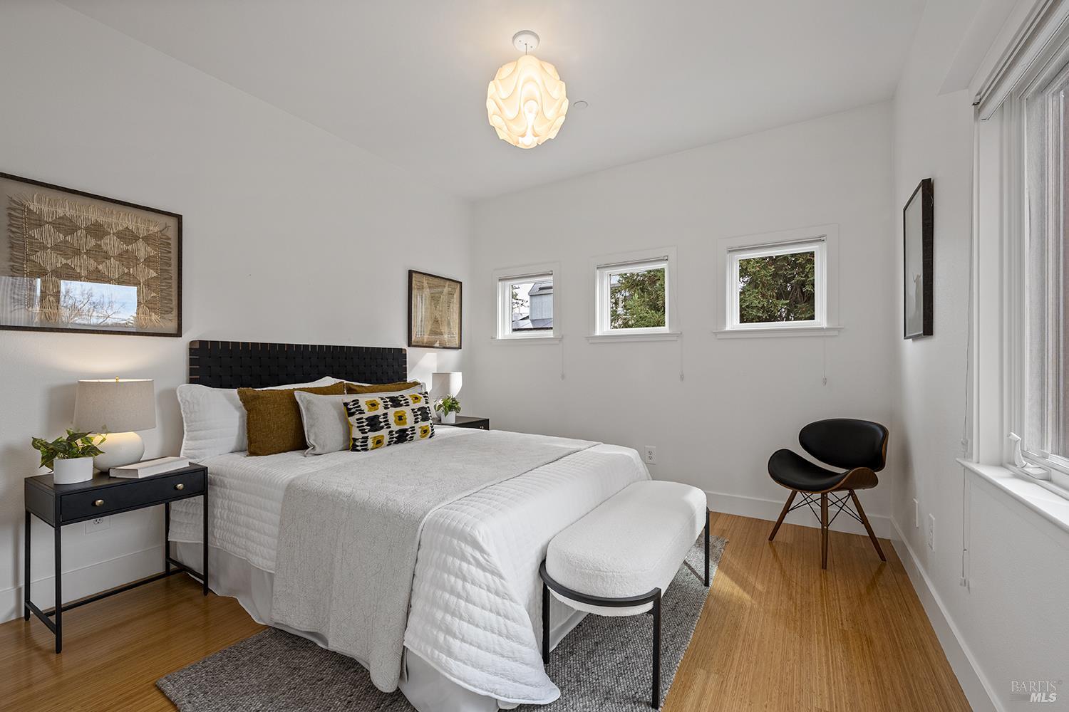 Detail Gallery Image 30 of 56 For 105 G St, Petaluma,  CA 94952 - 3 Beds | 3 Baths