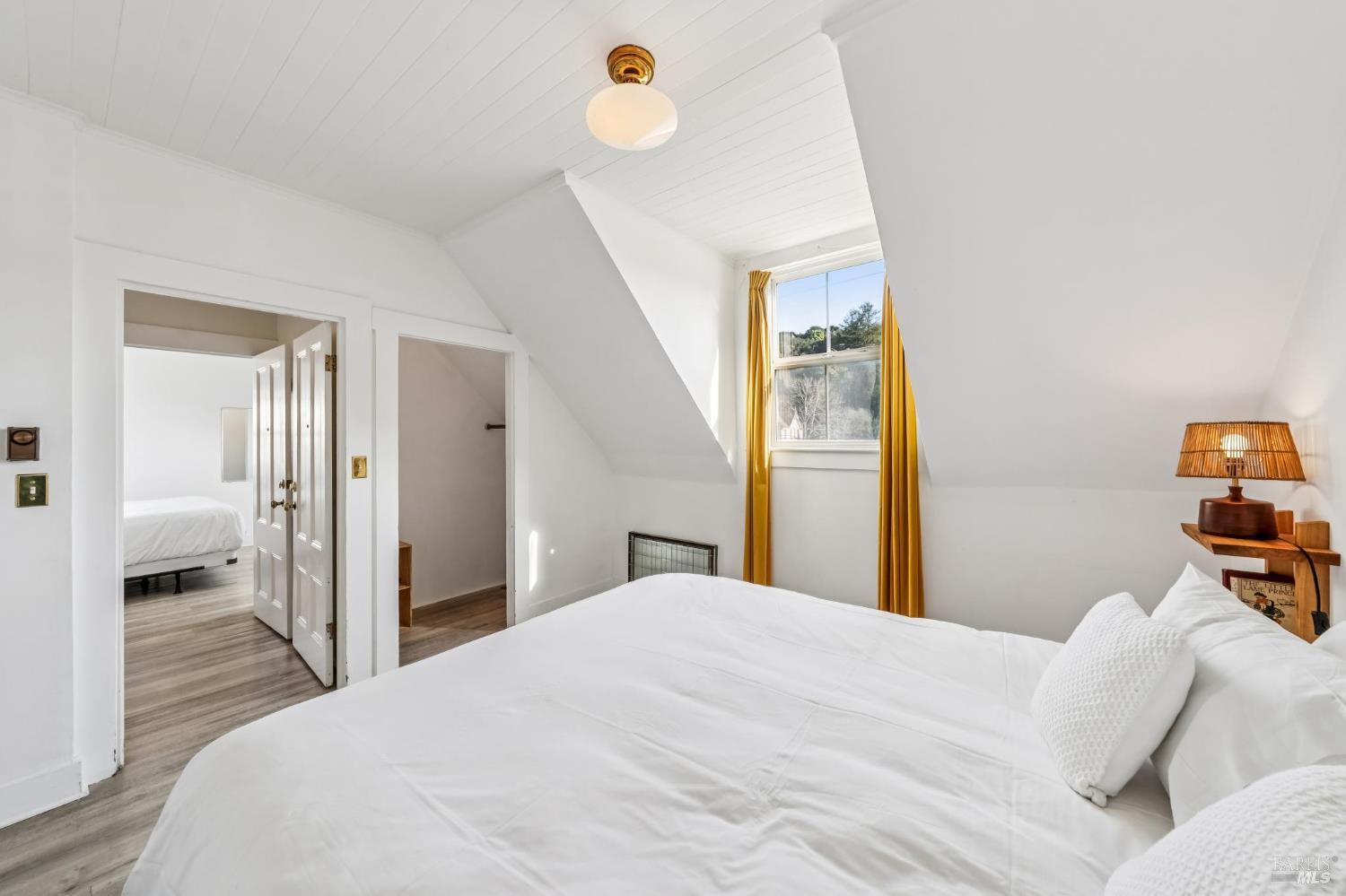 Detail Gallery Image 29 of 47 For 11 Wharf Rd, Bolinas,  CA 94924 - 2 Beds | 2/1 Baths