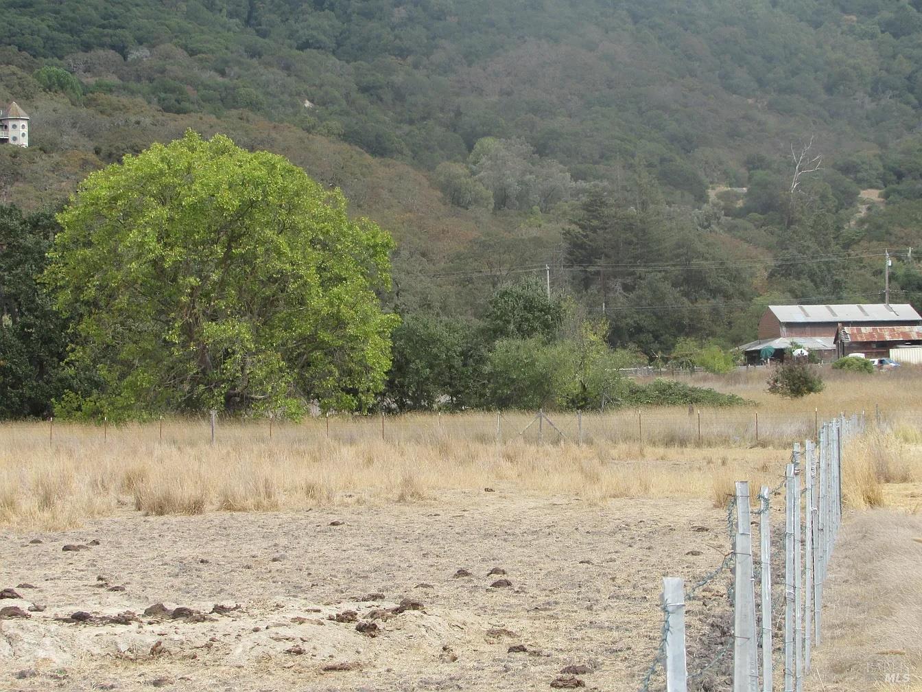 Detail Gallery Image 4 of 5 For 585 Hunter Ln, Santa Rosa,  CA 95404 - – Beds | – Baths