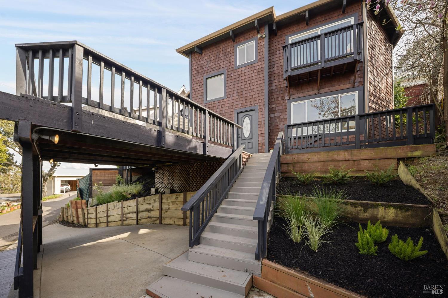 Detail Gallery Image 2 of 50 For 148 California Ave, Mill Valley,  CA 94941 - 3 Beds | 2 Baths