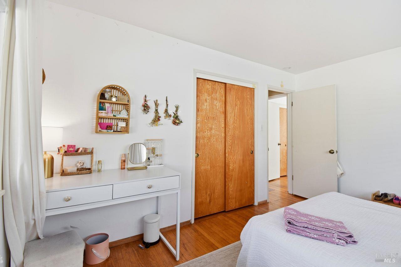 Detail Gallery Image 23 of 37 For 2323 Olympia Dr, Santa Rosa,  CA 95405 - 4 Beds | 2 Baths