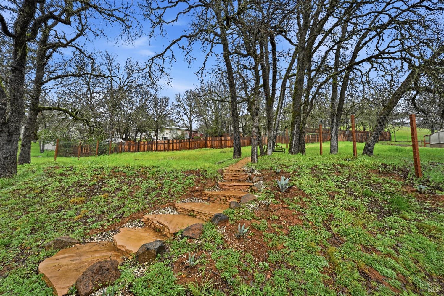 Detail Gallery Image 21 of 27 For 19072 Hidden Valley Rd, Hidden Valley Lake,  CA 95467 - 3 Beds | 2 Baths