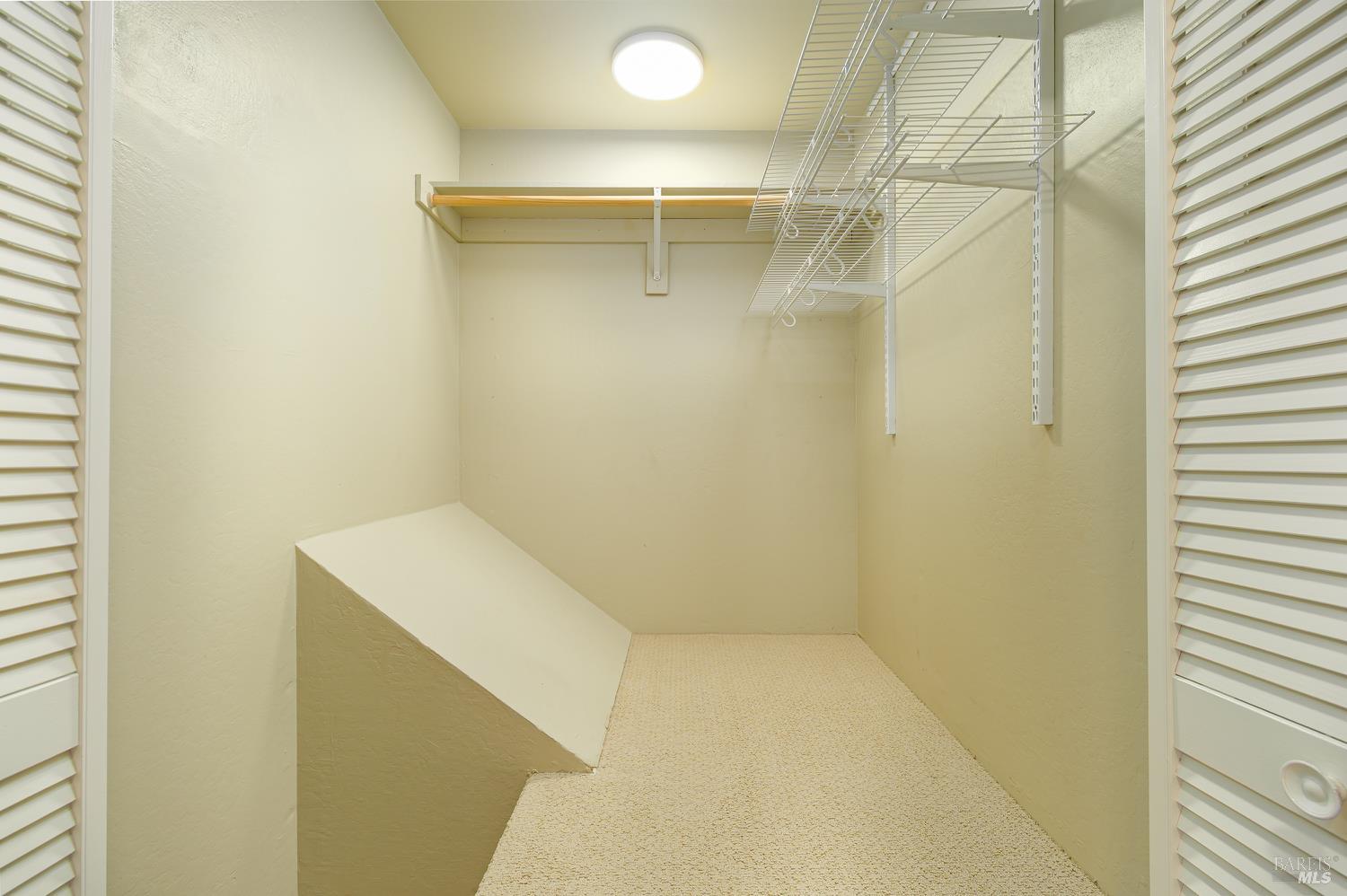 Detail Gallery Image 18 of 30 For 305 Silvio Ln, Novato,  CA 94947 - 2 Beds | 1 Baths