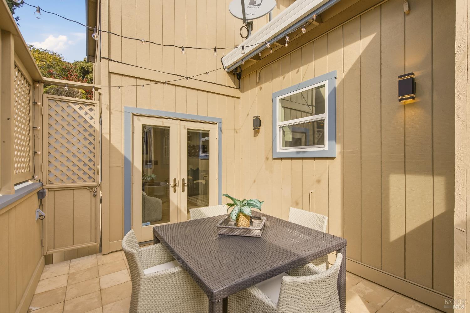 Detail Gallery Image 21 of 51 For 291 Greene St, Mill Valley,  CA 94941 - 3 Beds | 2/1 Baths