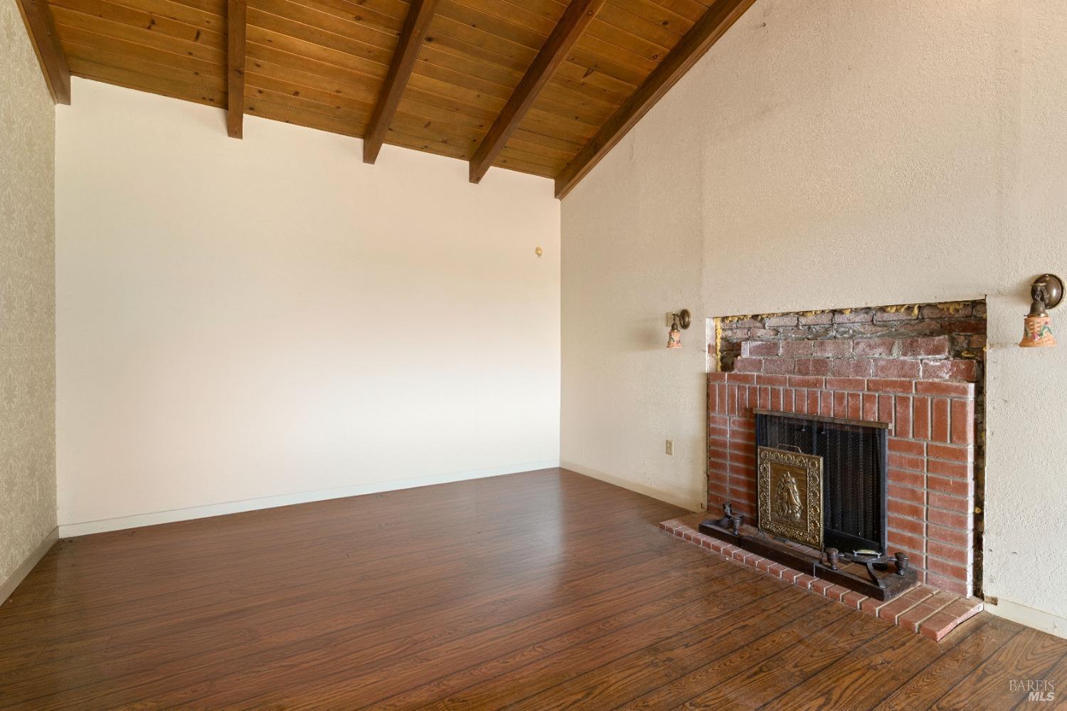 Detail Gallery Image 16 of 54 For 1579 Leslie Ln, Kelseyville,  CA 95451 - 3 Beds | 3 Baths