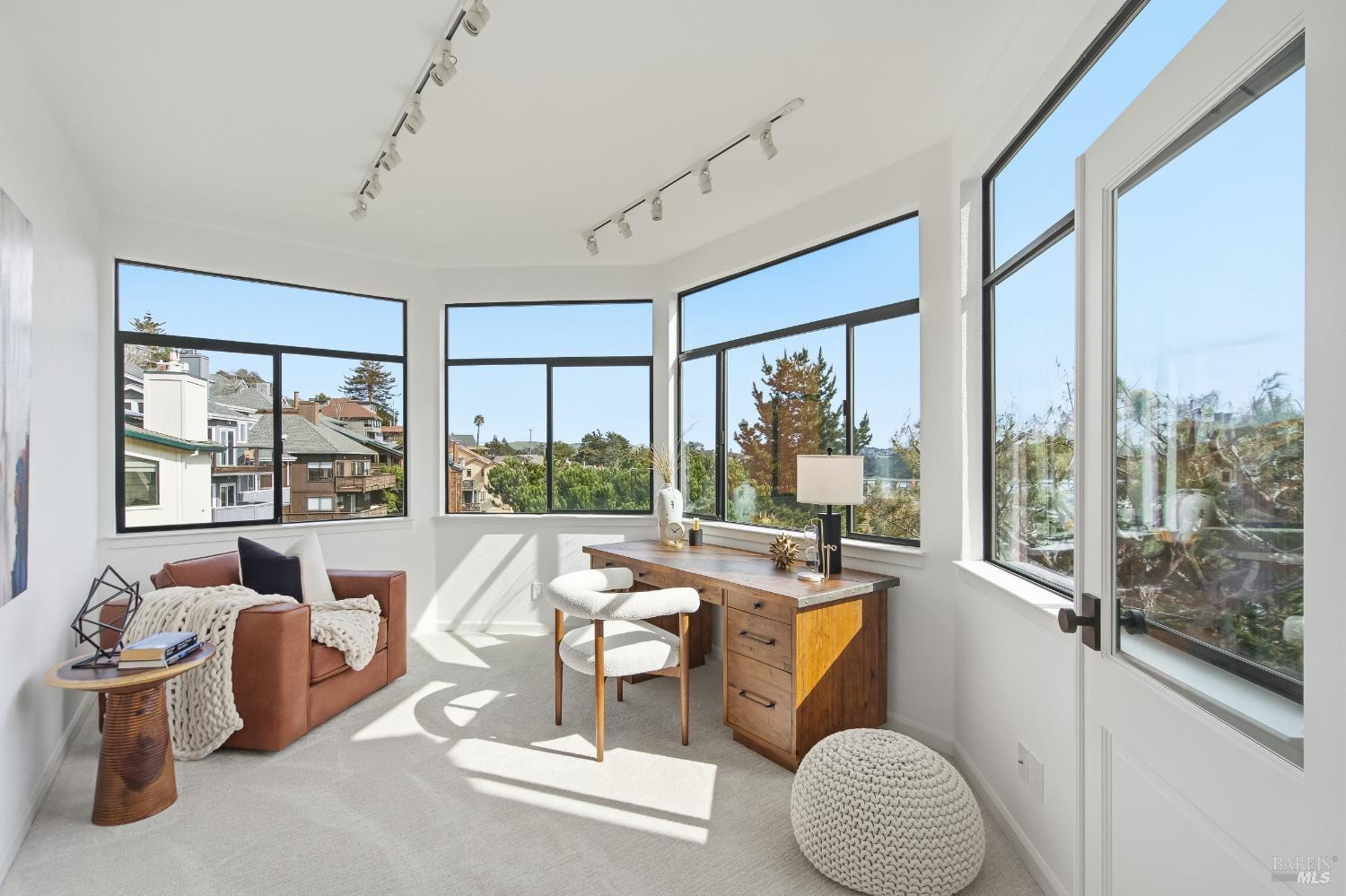 Detail Gallery Image 38 of 51 For 291 Greene St, Mill Valley,  CA 94941 - 3 Beds | 2/1 Baths