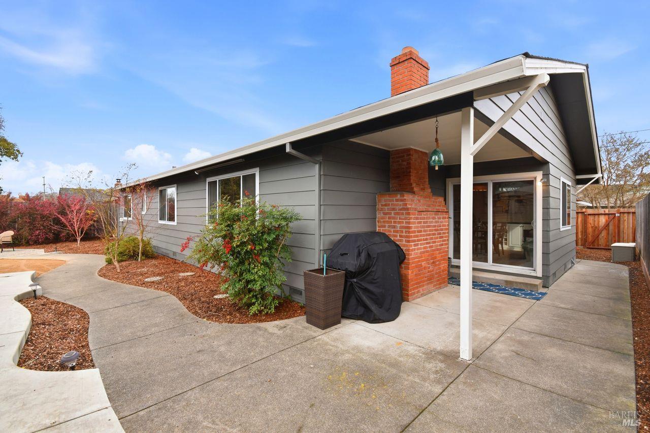 Detail Gallery Image 37 of 37 For 2323 Olympia Dr, Santa Rosa,  CA 95405 - 4 Beds | 2 Baths