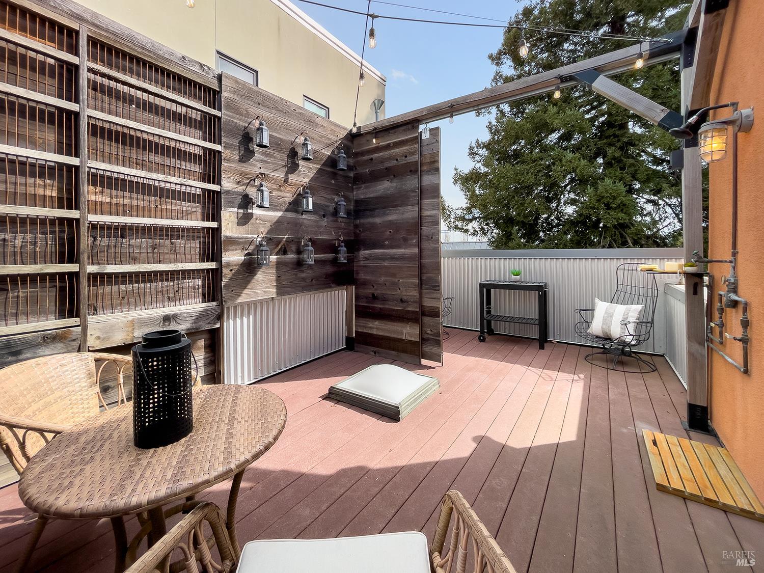 Detail Gallery Image 49 of 56 For 105 G St, Petaluma,  CA 94952 - 3 Beds | 3 Baths