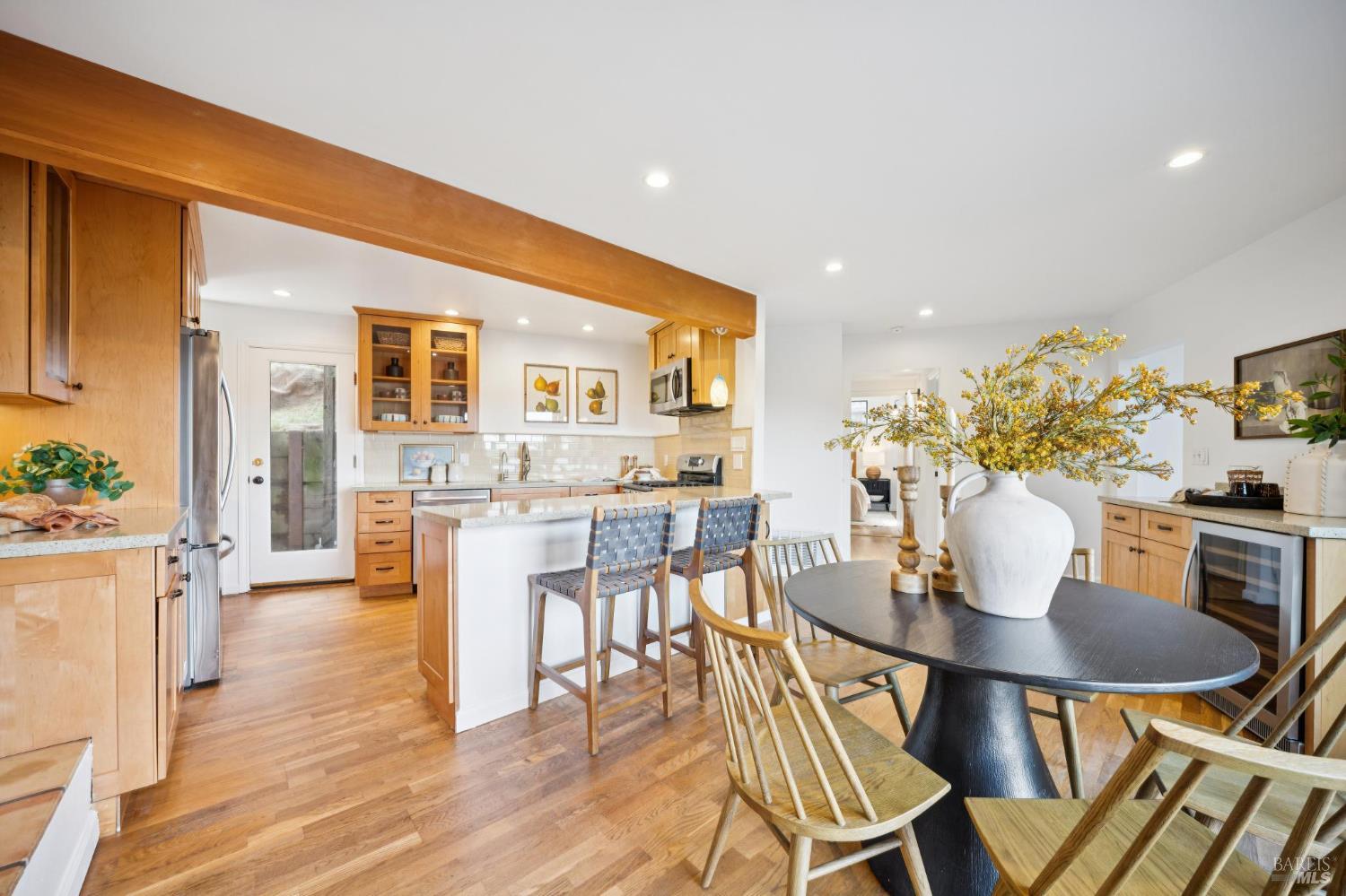 Detail Gallery Image 10 of 50 For 148 California Ave, Mill Valley,  CA 94941 - 3 Beds | 2 Baths