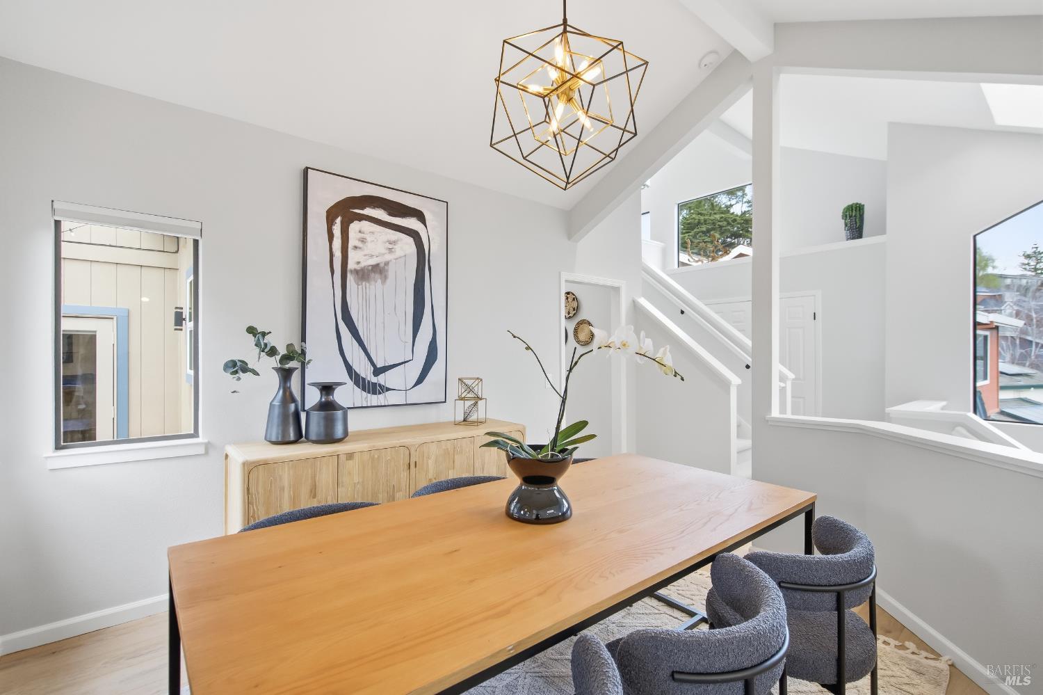 Detail Gallery Image 13 of 51 For 291 Greene St, Mill Valley,  CA 94941 - 3 Beds | 2/1 Baths